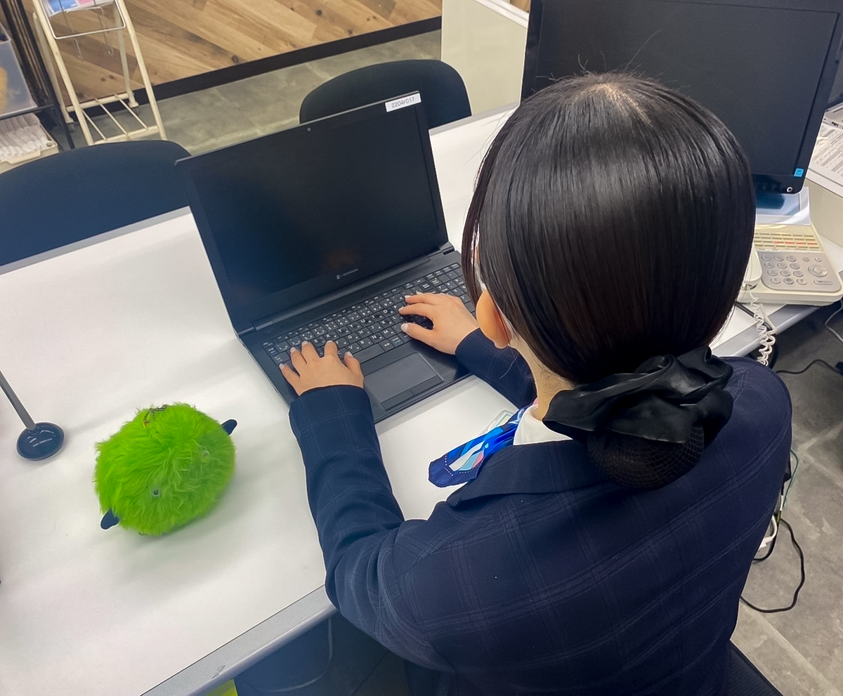 「仕事が早いね」と褒めていただいたことがとても嬉しかった